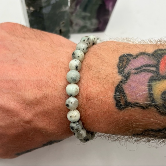 Lunar Neptune Other - Kiwi Jasper Men’s 8mm Crystal Gemstone Beaded Elasticated Bracelet